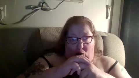 Snapshot of yomoopy chatting on March 2025 06:51:01 AM yomoopy online show from March 2025 06:51:01 AM