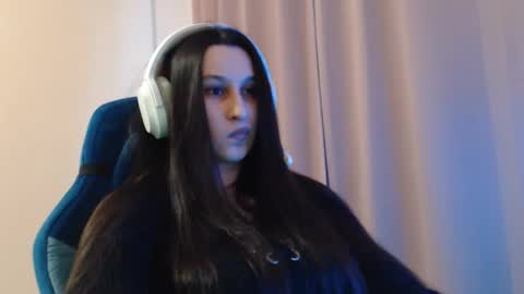 Sophie online show from March 2026 03:17:01 PM