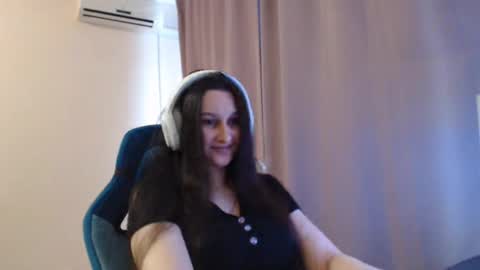 Sophie online show from March 2026 02:12:02 PM