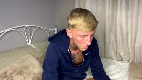 Snapshot of yorkshirelad208 chatting on March 2025 07:06:01 PM Harrison online show from March 2025 07:06:01 PM