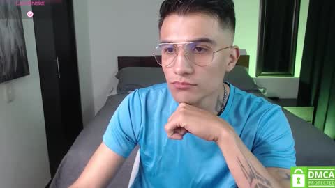 yoshy_man online show from November 2025 03:27:02 AM