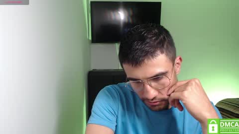 yoshy_man online show from April 2026 03:21:02 AM