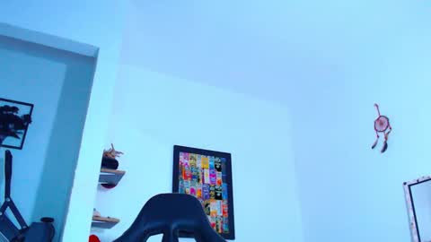 Enzo online show from November 2025 03:50:02 AM