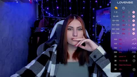 Snapshot of you_lika chatting on December 2024 01:51:02 AM Lika online show from December 2024 01:51:02 AM