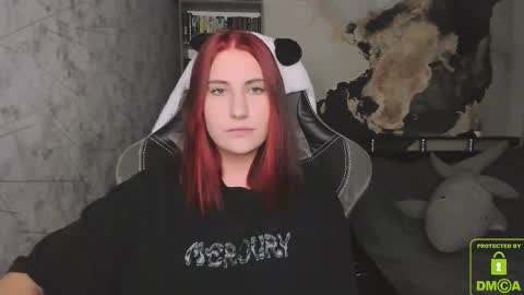 Snapshot of you_lika chatting on October 2025 03:31:02 PM Lika online show from October 2025 03:31:02 PM