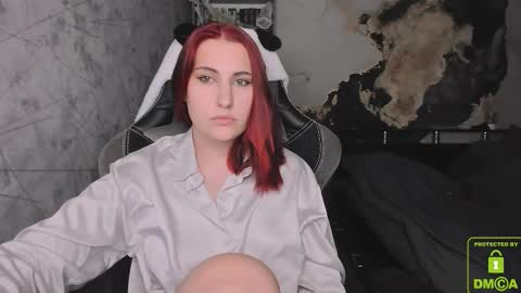 Snapshot of you_lika chatting on October 2025 03:21:02 PM Lika online show from October 2025 03:21:02 PM