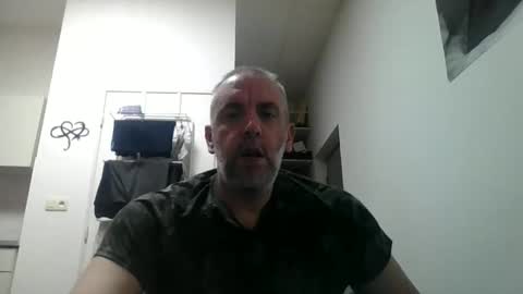 CrayZio online show from October 2025 03:15:02 AM