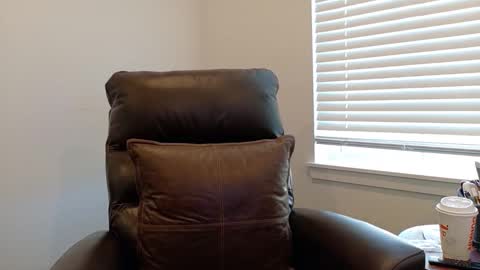 Colorado Guy Straight online show from October 2025 05:56:01 PM