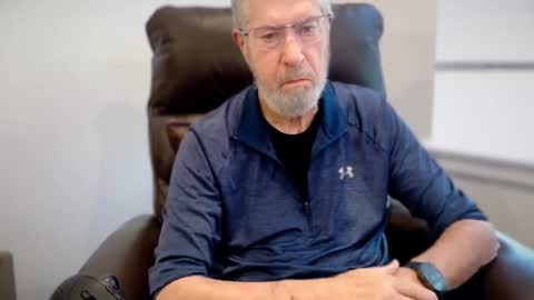 Colorado Guy Straight online show from October 2025 02:05:01 PM