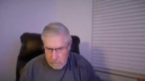 Colorado Guy Straight online show from December 2025 12:12:02 PM