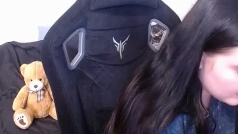 your_8a8y online show from March 2025 08:00:01 AM