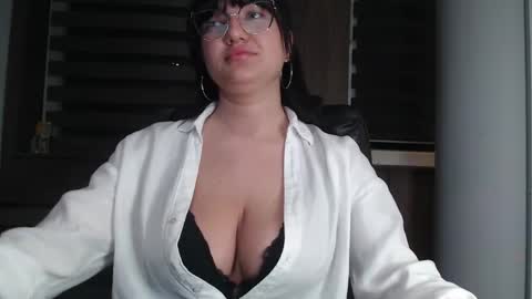 your_bustygirl online show from March 2026 10:21:02 PM