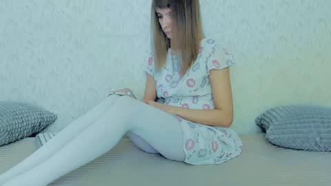 Snapshot of your_caramelka chatting on January 2025 11:23:02 AM Lily online show from January 2025 11:23:02 AM