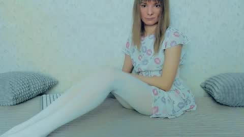 Snapshot of your_caramelka chatting on February 2025 12:24:01 PM Lily online show from February 2025 12:24:01 PM