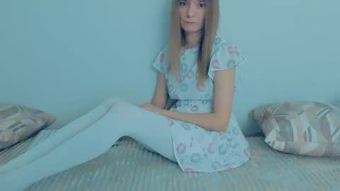 Snapshot of your_caramelka chatting on October 2025 08:12:01 AM Lily online show from October 2025 08:12:01 AM