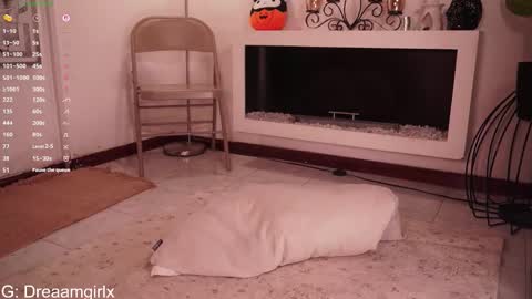 Isabella online show from November 2025 03:19:01 AM