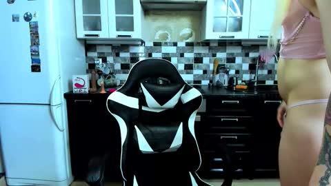 Snapshot of your_hotcutie chatting on November 2025 01:22:01 PM Jane online show from November 2025 01:22:01 PM