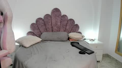 Snapshot of your_lady_milf chatting on March 2025 03:16:02 PM your_lady_milf online show from March 2025 03:16:02 PM