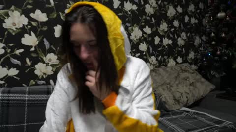 Snapshot of your_little_flexible_girl chatting on December 2024 09:52:01 PM Meri online show from December 2024 09:52:01 PM