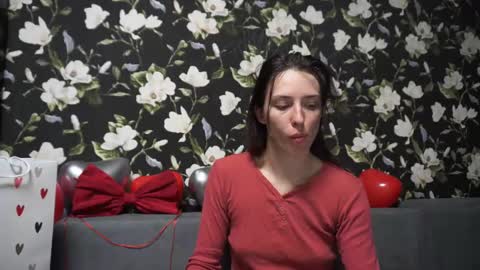 Snapshot of your_little_flexible_girl chatting on February 2025 09:15:02 PM Meri online show from February 2025 09:15:02 PM