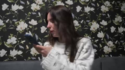 Snapshot of your_little_flexible_girl chatting on March 2025 08:14:02 PM Meri online show from March 2025 08:14:02 PM