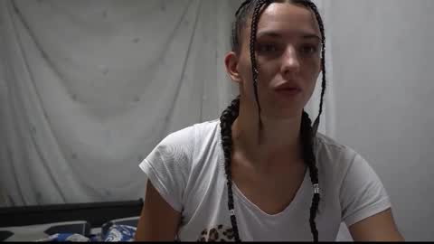 Snapshot of your_little_flexible_girl chatting on September 2025 08:42:02 PM Meri online show from September 2025 08:42:02 PM