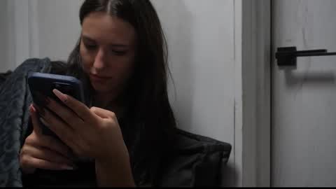 Snapshot of your_little_flexible_girl chatting on September 2025 07:39:02 PM Meri online show from September 2025 07:39:02 PM