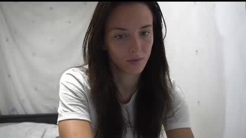 Snapshot of your_little_flexible_girl chatting on October 2025 08:52:01 PM Meri online show from October 2025 08:52:01 PM