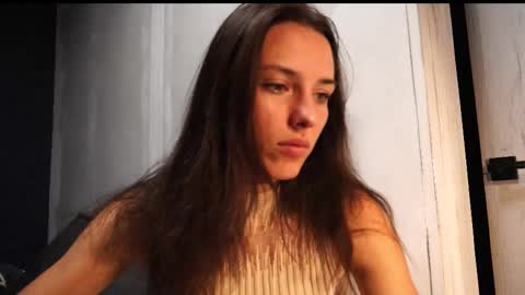 Snapshot of your_little_flexible_girl chatting on October 2025 08:52:01 PM Meri online show from October 2025 08:52:01 PM