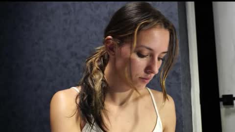 Snapshot of your_little_flexible_girl chatting on November 2025 09:14:02 PM Meri online show from November 2025 09:14:02 PM