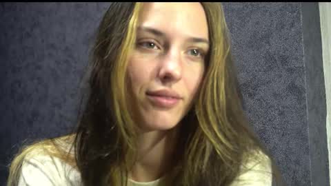 Snapshot of your_little_flexible_girl chatting on December 2025 09:01:02 PM Meri online show from December 2025 09:01:02 PM