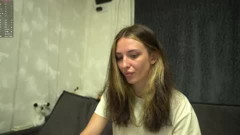 Snapshot of your_little_flexible_girl chatting on May 2026 08:50:02 PM Meri online show from May 2026 08:50:02 PM