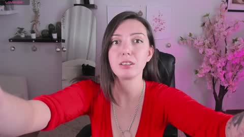 Snapshot of your_little_mom chatting on December 2024 12:05:02 PM Viky online show from December 2024 12:05:02 PM