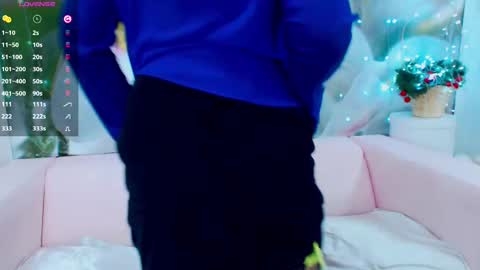 Snapshot of your_milf_lilly chatting on January 2025 11:12:02 AM Lilly online show from January 2025 11:12:02 AM