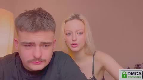 Snapshot of your_molly_mark chatting on November 2025 04:06:02 PM your_molly_mark online show from November 2025 04:06:02 PM