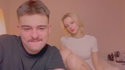 Snapshot of your_molly_mark chatting on November 2025 06:41:04 PM your_molly_mark online show from November 2025 06:41:04 PM