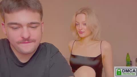 Snapshot of your_molly_mark chatting on November 2025 06:16:02 AM your_molly_mark online show from November 2025 06:16:02 AM