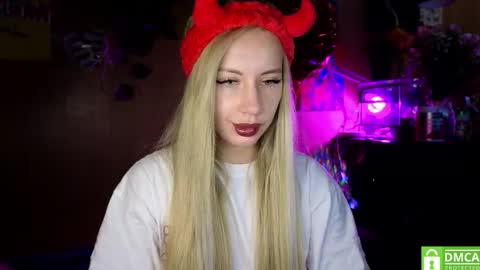 Alice  online show from October 2025 01:33:02 AM