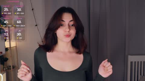 Luna online show from January 2025 10:22:01 AM