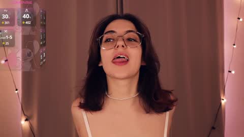 Luna online show from February 2025 10:48:02 AM