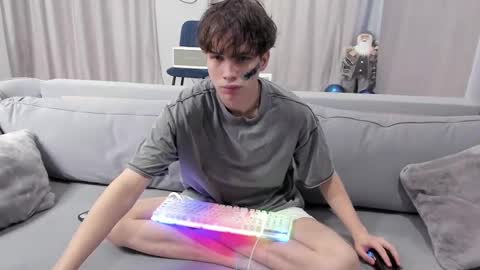 your_shy_guy online show from March 2025 02:23:02 PM