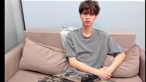 your_shy_guy online show from October 2025 05:42:02 AM