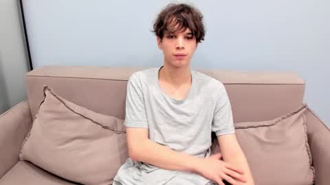 your_shy_guy online show from November 2025 03:54:02 PM