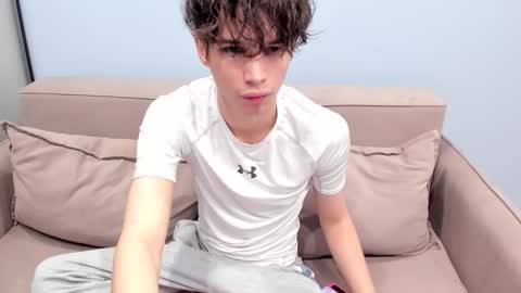 your_shy_guy online show from December 2025 07:54:02 PM