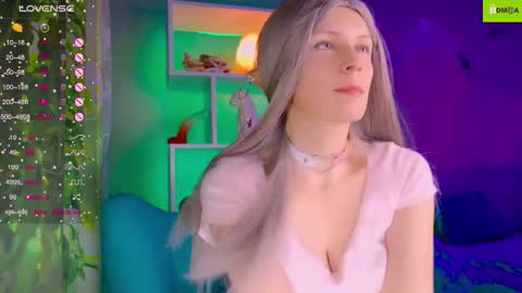 Snapshot of your_spring chatting on October 2025 11:29:02 PM your_spring online show from October 2025 11:29:02 PM