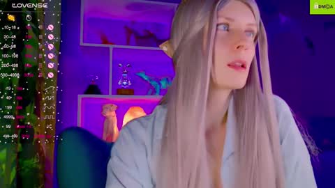 Snapshot of your_spring chatting on November 2025 01:05:01 AM your_spring online show from November 2025 01:05:01 AM