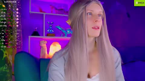 Snapshot of your_spring chatting on November 2025 01:28:02 AM your_spring online show from November 2025 01:28:02 AM