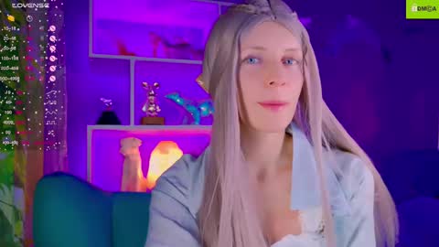 Snapshot of your_spring chatting on November 2025 01:30:01 AM your_spring online show from November 2025 01:30:01 AM