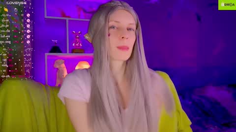 Snapshot of your_spring chatting on December 2025 11:47:02 PM your_spring online show from December 2025 11:47:02 PM