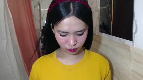 your_twinkletoes18 online show from February 2026 05:53:01 PM